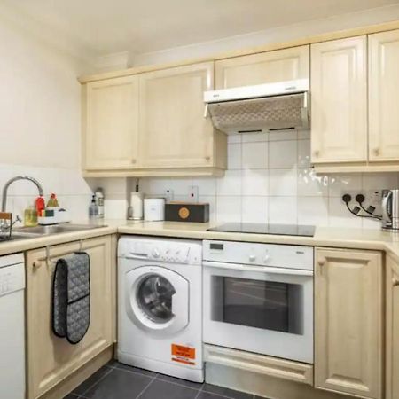 1 Bedroom Flat With Free Parking 伦敦 外观 照片