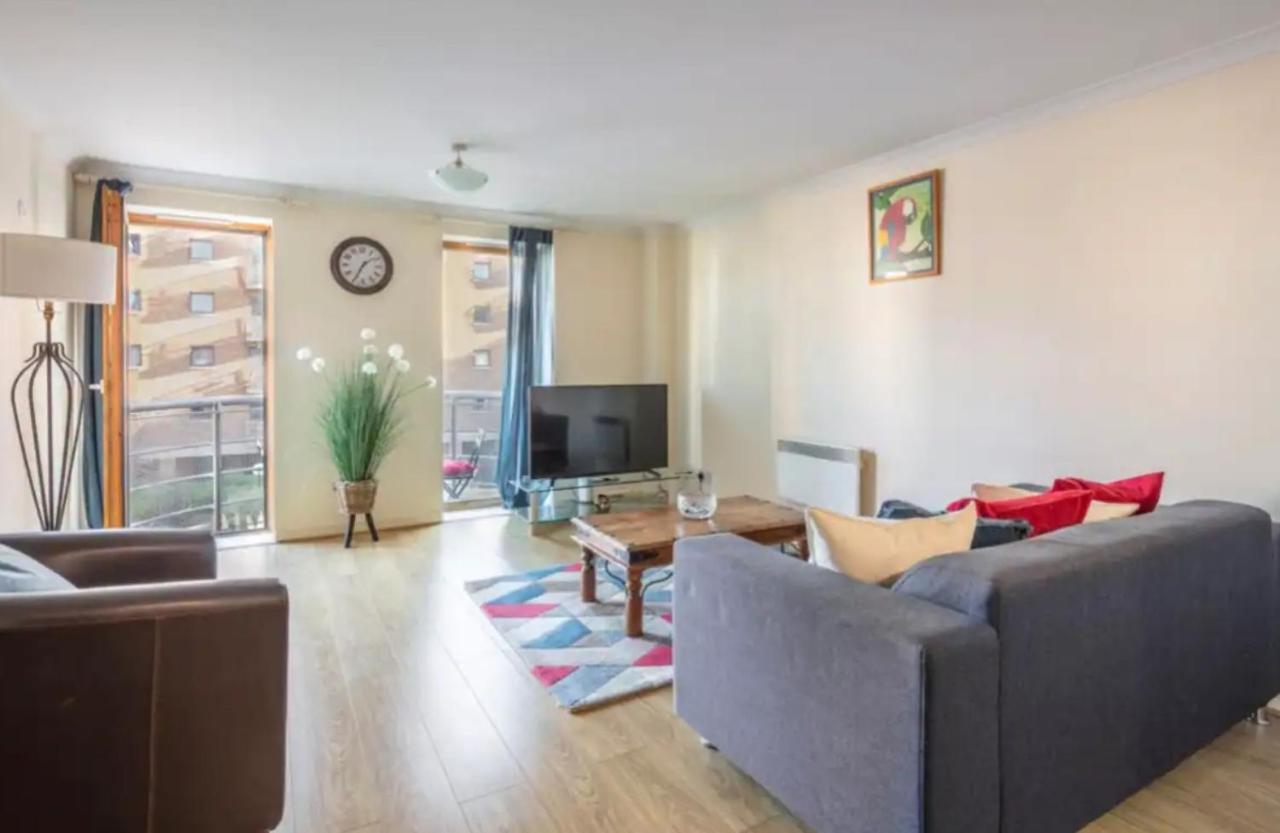 1 Bedroom Flat With Free Parking 伦敦 外观 照片